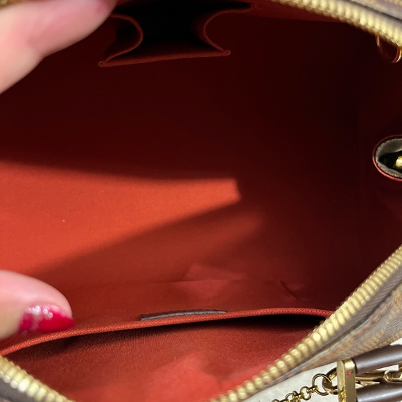 Louis Vuitton Ribera MM - Picture 12 of 15